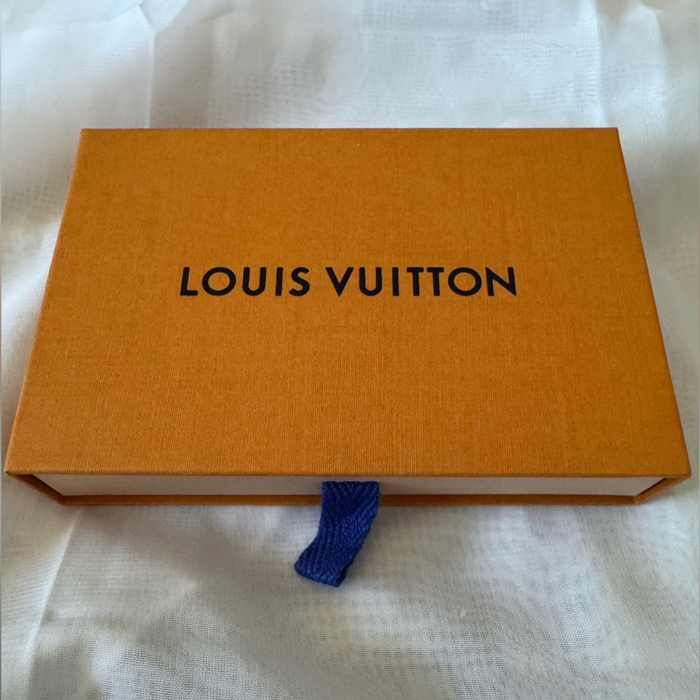 Louis Vuitton 💯% Authentic iconic luxury empty gift/storage hard Box for gifting